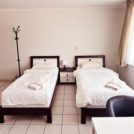 Flatpolis Brussels Airport Budget Diegem Esterno foto